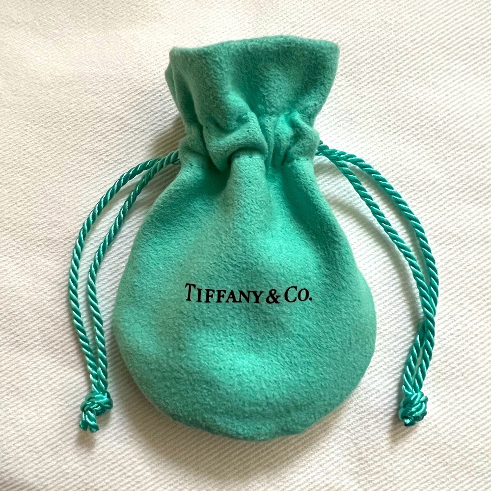 Authentic Tiffany & Co. Somerset ring size 7.5